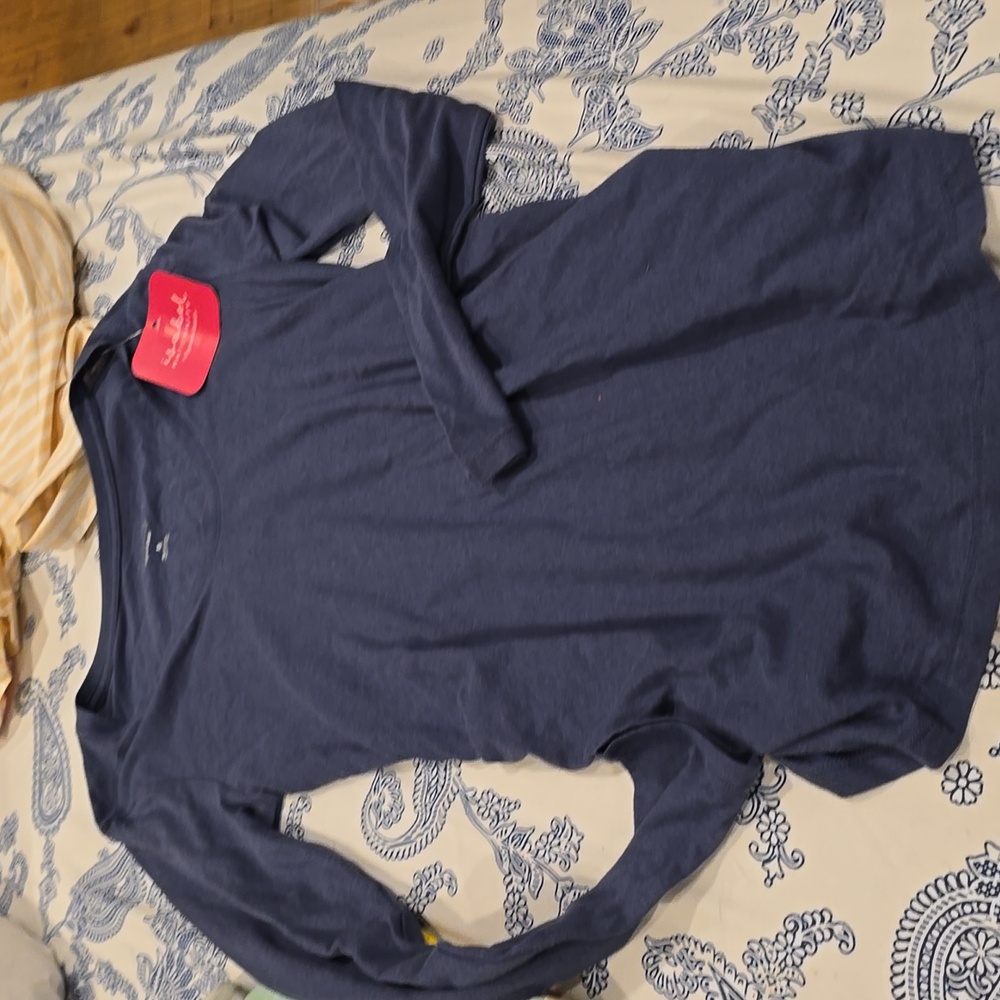 ❤️10/$16 New isabel maternity long sleeve top